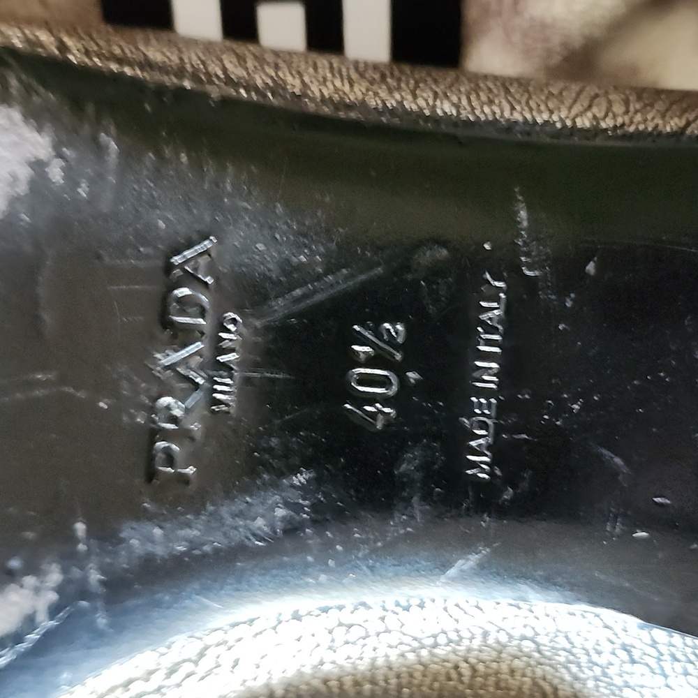 Prada Flats 40.5 - Picture 12 of 16